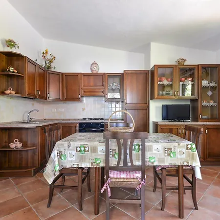 Casa Neda Daire
